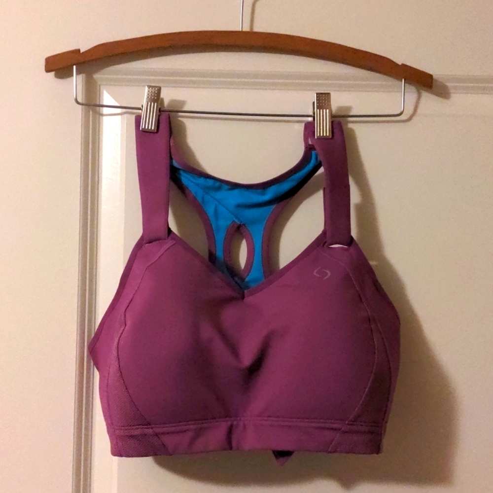 Brook's Moving Comfort Juno sports bra